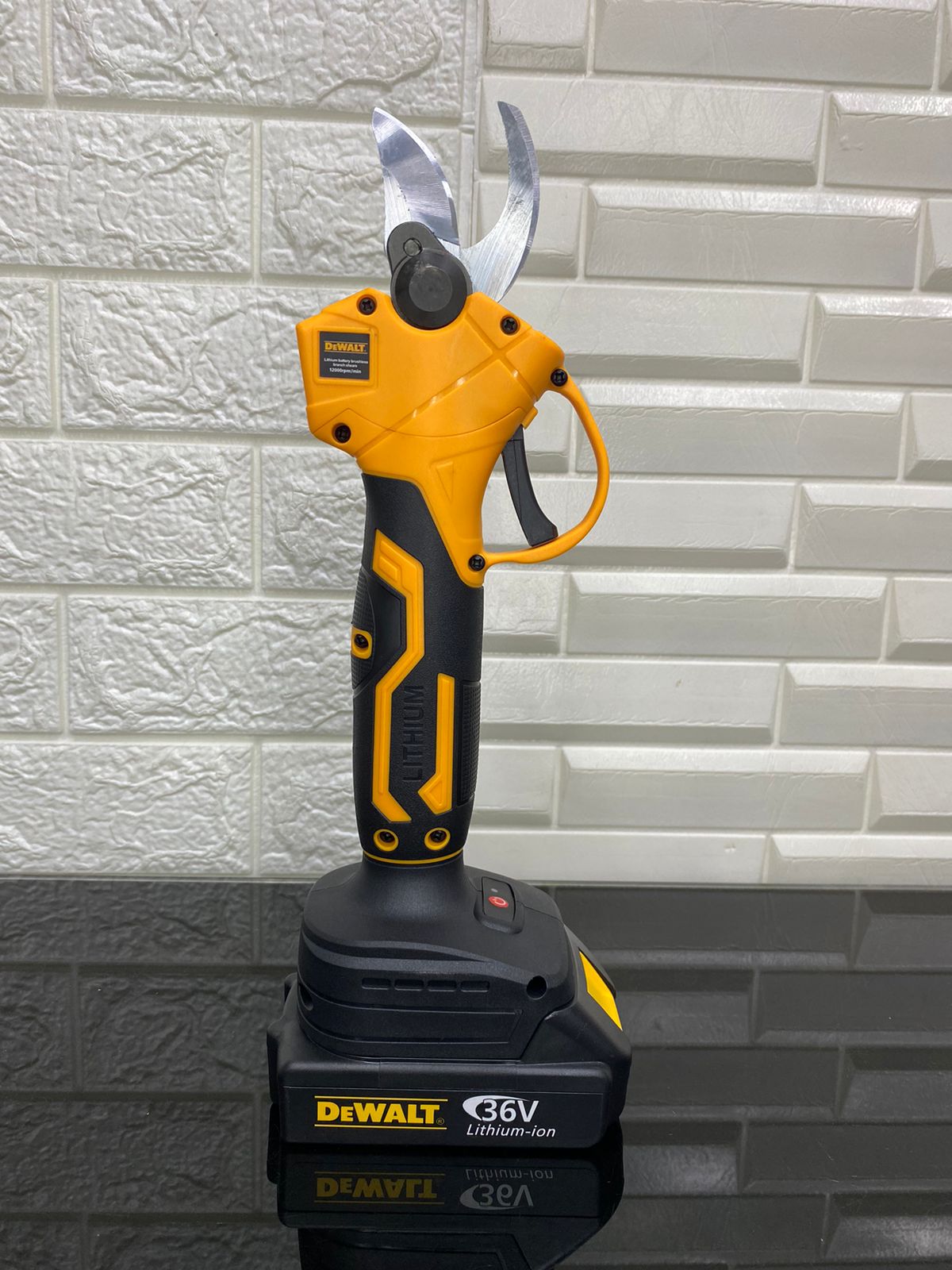 Miniatura 5 de TIJERA PODADORA INALAMBRICA DEWALT